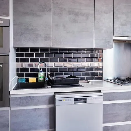 Appartement T2 élégant Aux Portes De Paris *